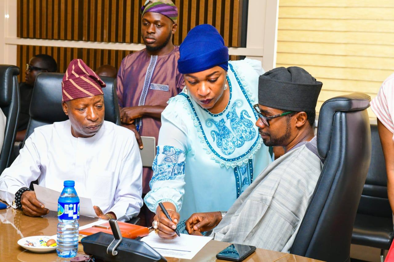 Document signing ceremony